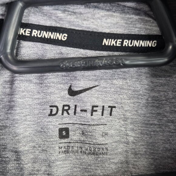 Mens Nike Dri-Fit Gray 1/4 Zip Running Shirt Long Sleeve Polyester Spandex S - Picture 3 of 9